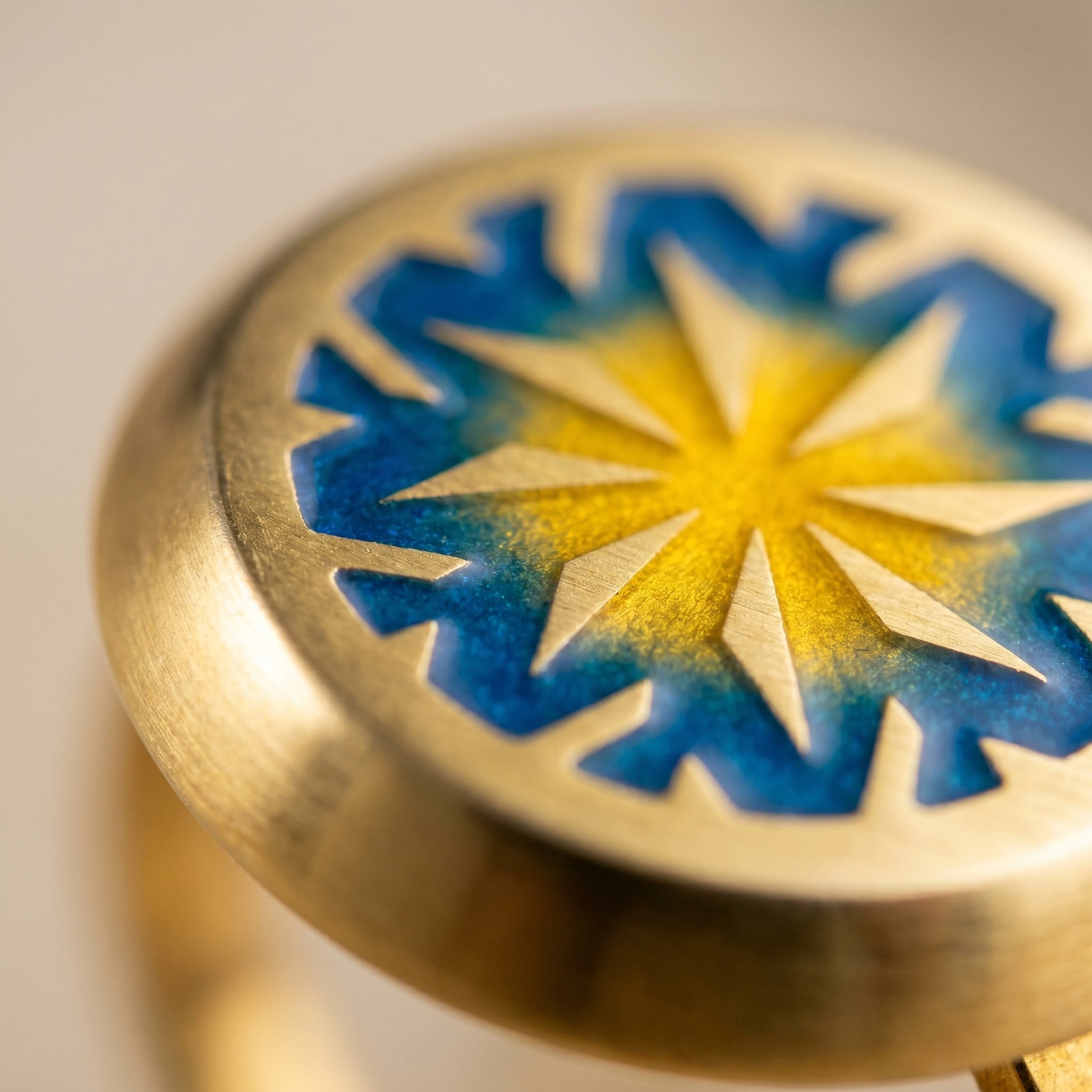 Gold cloisonné enamel ring with yellow and blue enamel