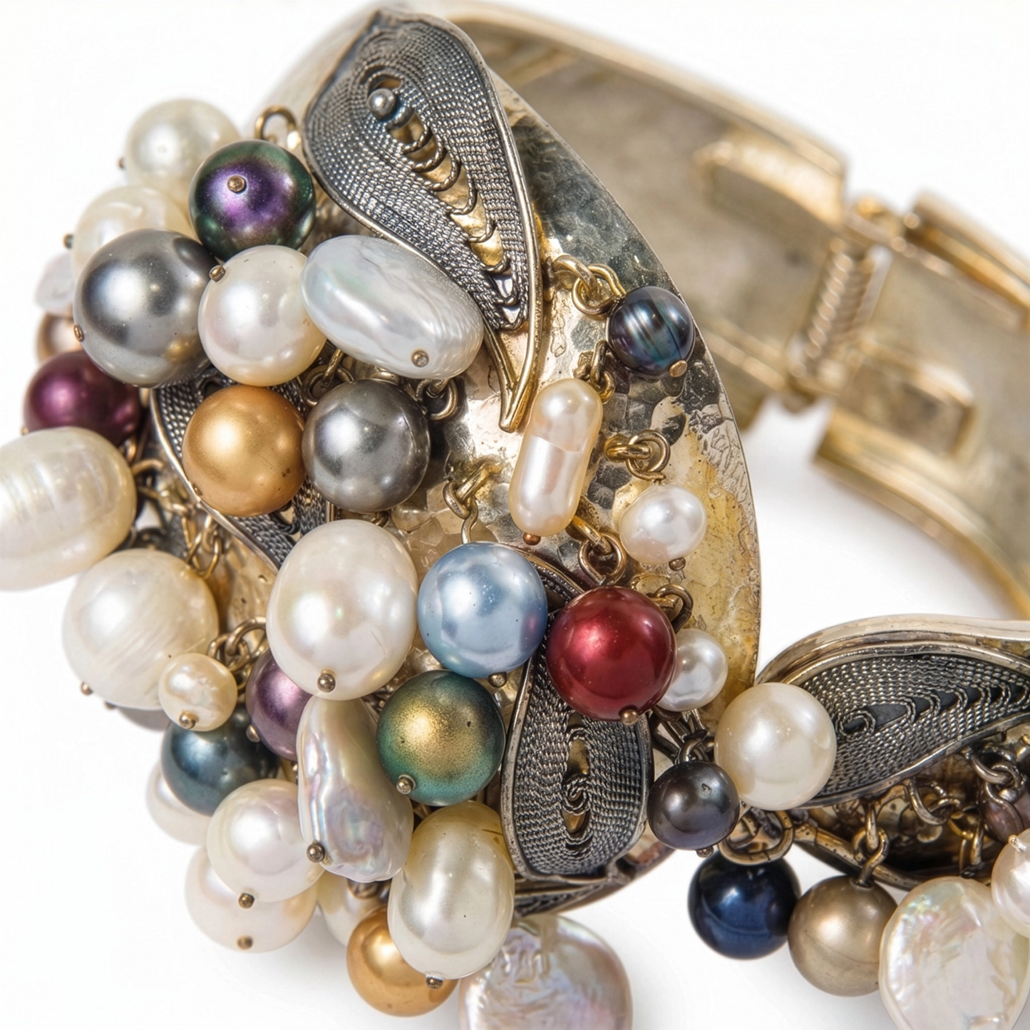 Pearl Cluster